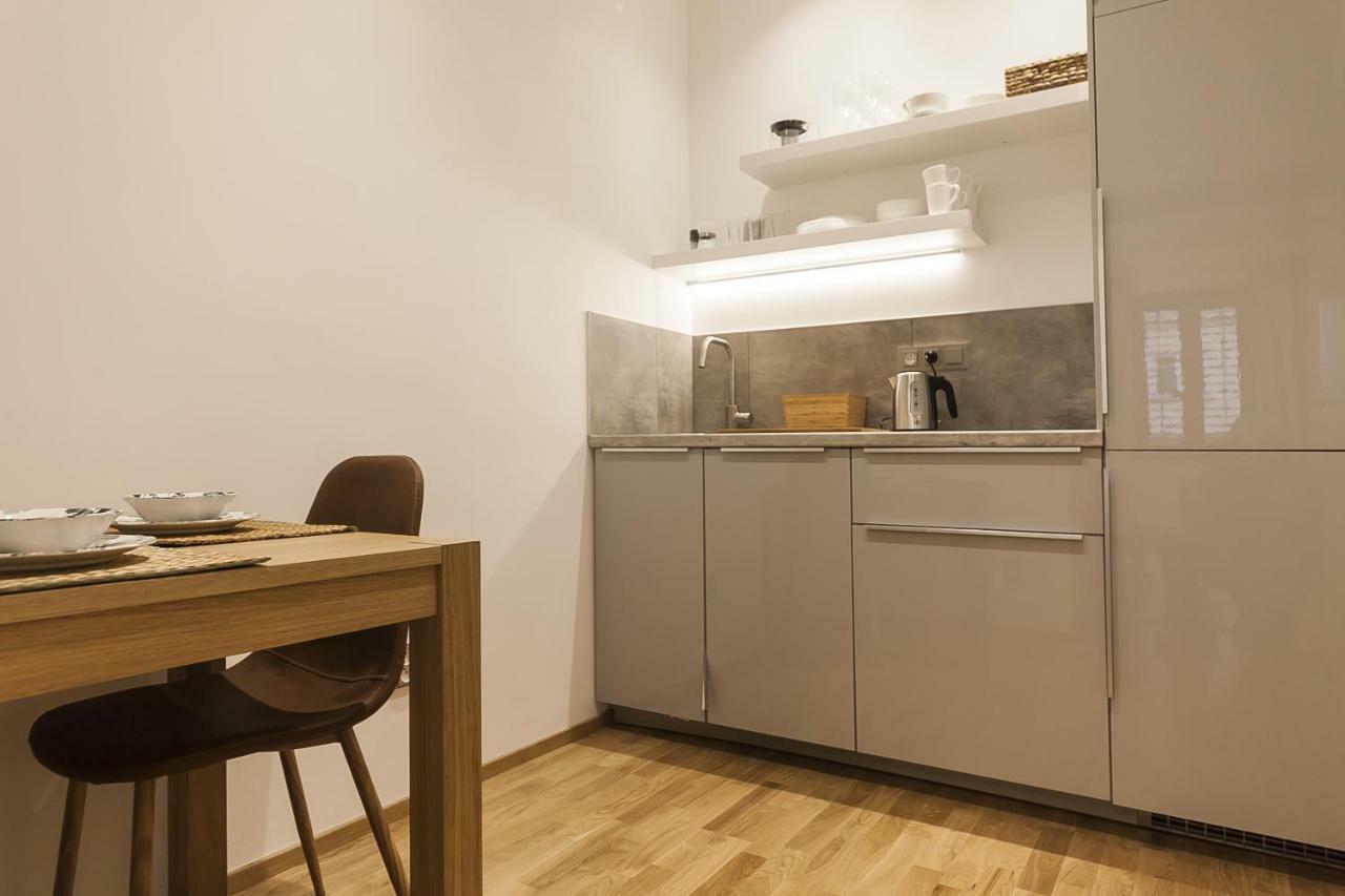 Expat House Apartamento Praga