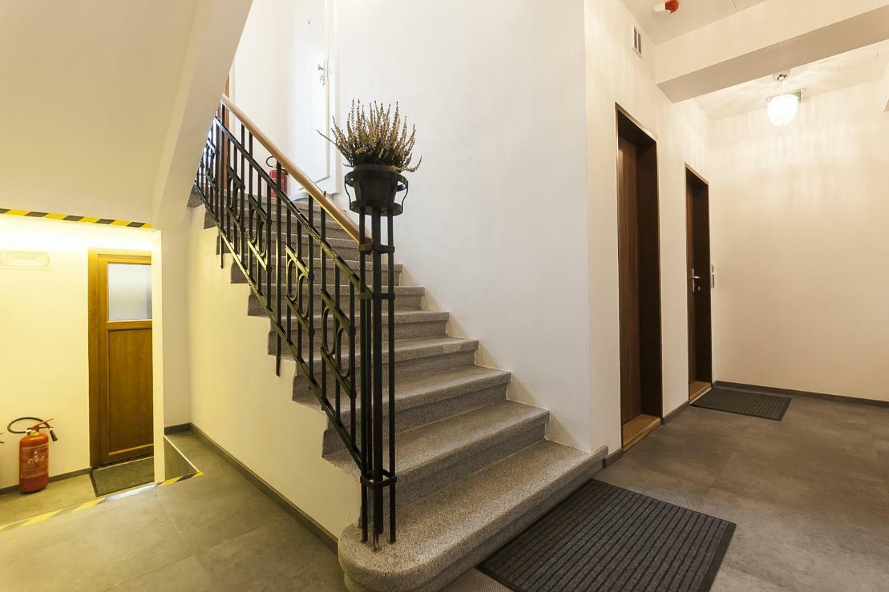 Expat House * Praga